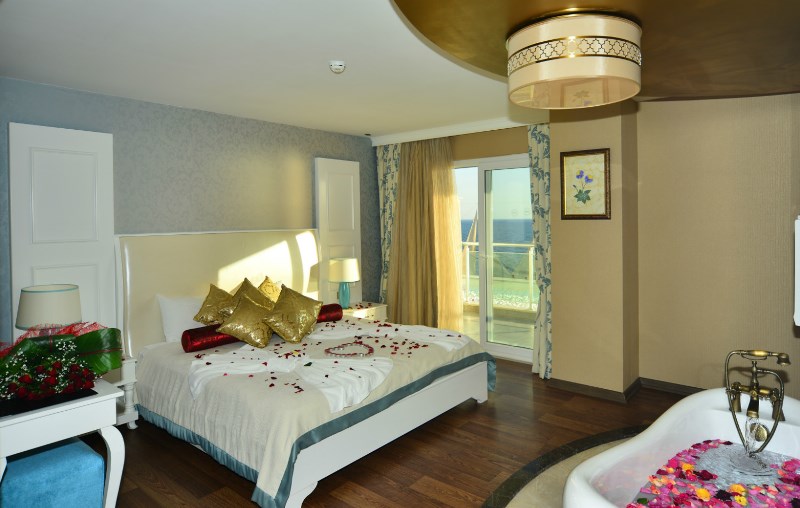 Adenya Hotel